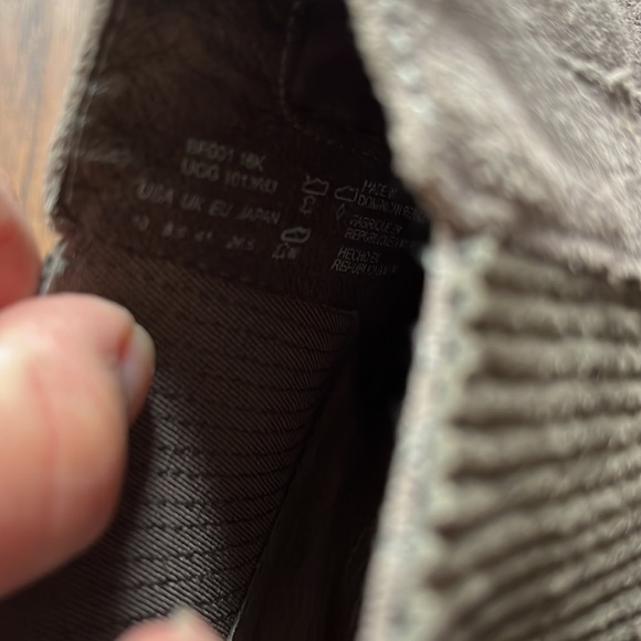 UGG Women’s Cobie II Grey Suede Chelsea Casual Ankle Boots Size US 10 - Picture 8 of 9